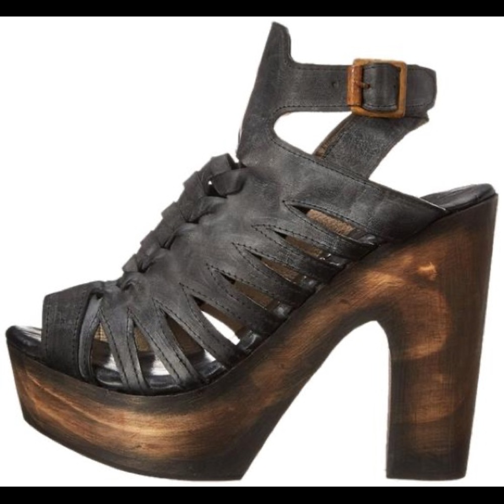 Steve Madden Free Bird Black Congo Shoes